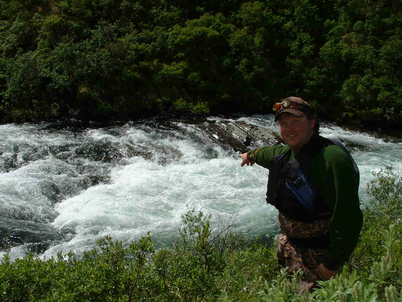 Thrilling Technical Whitewater - American Creek Falls - ALASKA RAFT CONNECTION